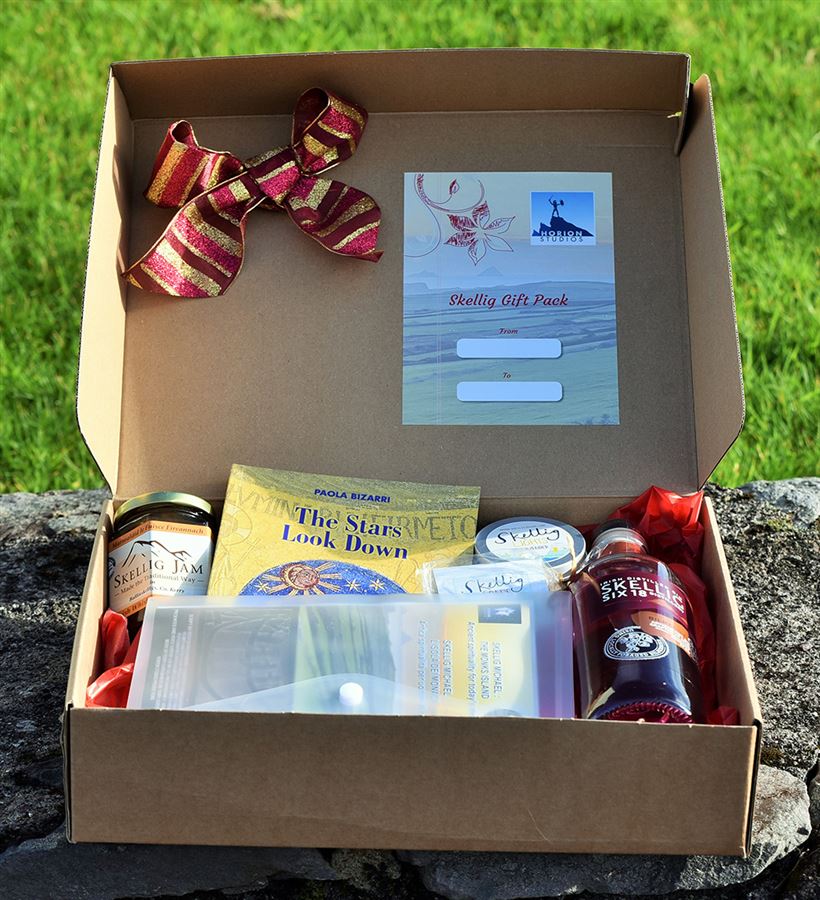 Skellig Gift Pack Christmas Edition - Large